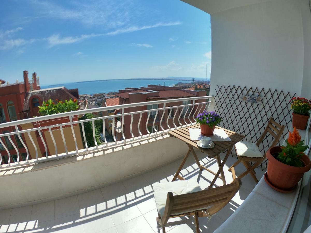 Apartment In St. Vlas With Terrace Sveti Vlas Extérieur photo