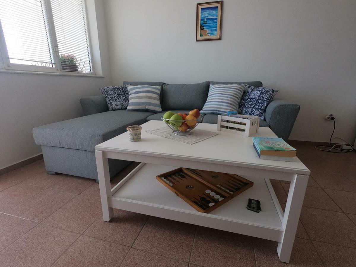 Apartment In St. Vlas With Terrace Sveti Vlas Extérieur photo
